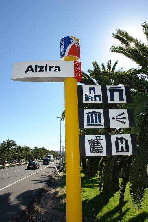 Hotel Avenida Plaza Alzira Exterior photo