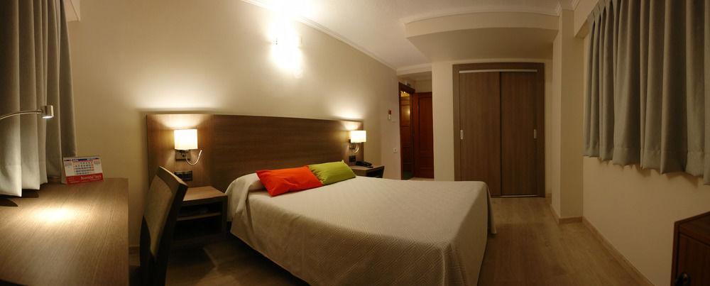Hotel Avenida Plaza Alzira Exterior photo